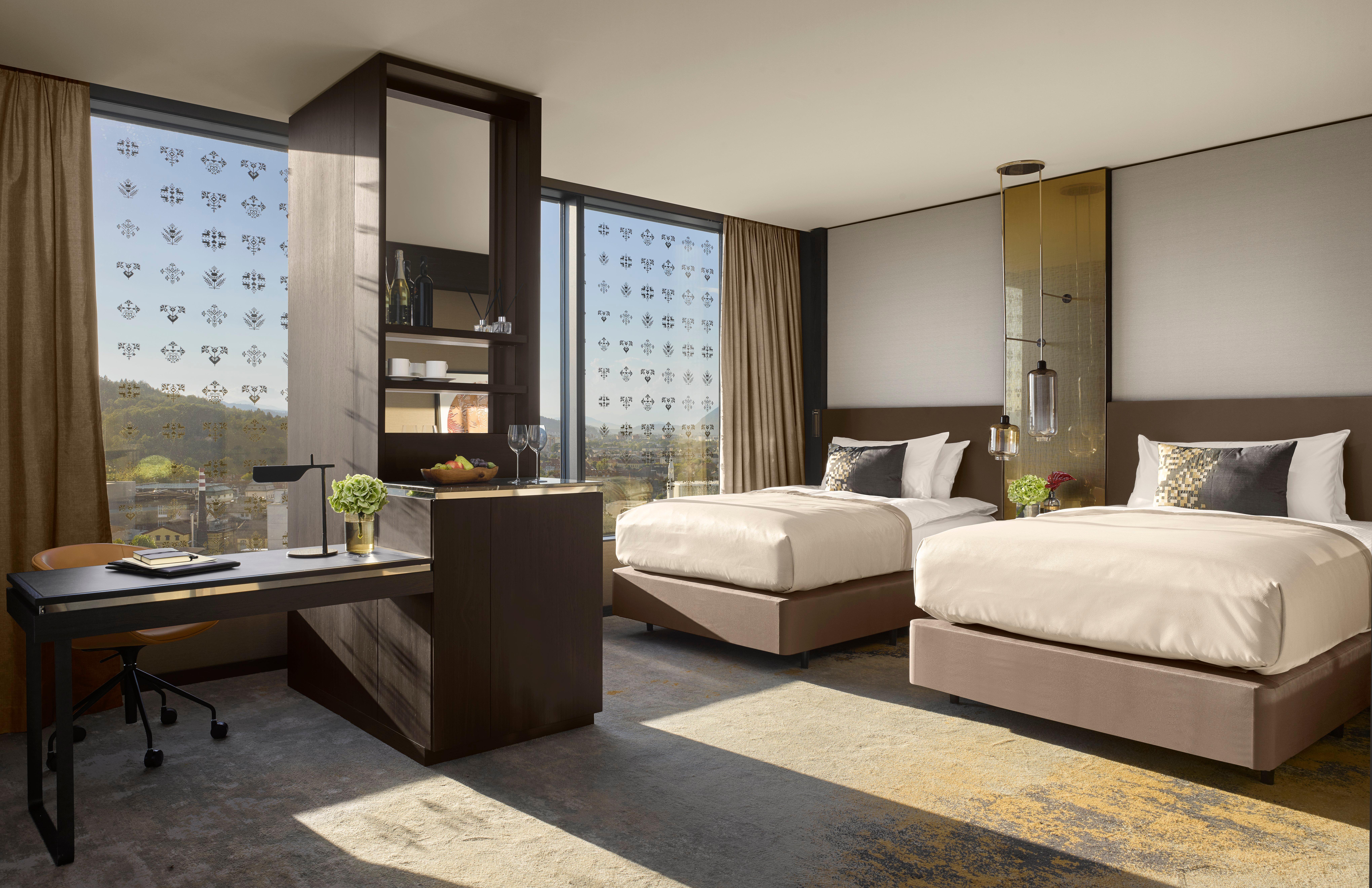 卢布尔雅那洲际酒店 外观 照片 Deluxe Room